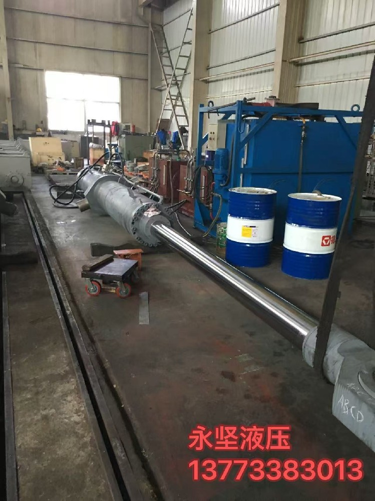 多节油缸的工作环境对斯特封的使用寿命有哪些影响?